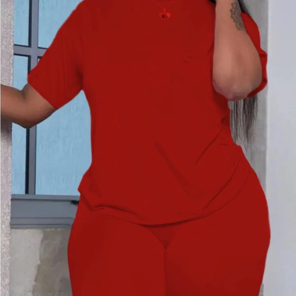 Red two-piece basic ware - Picture 1 of 1